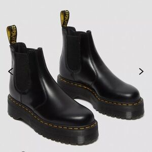 Dr. Martens 2976 Quad Platform Chelsea Boot - Black Size 6US 37EU
